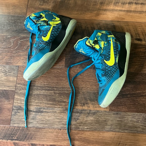 (Sz 7) Nike Kobe 9 IX Elite Perspective Neon Turquoise Volt Sneakers - Picture 5 of 7